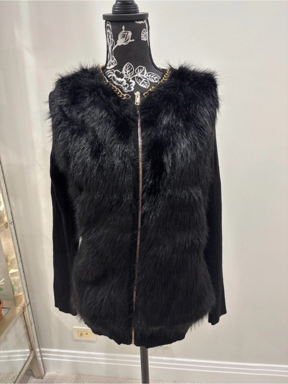 NWT Belldini black fur/knit zip up sweater size large